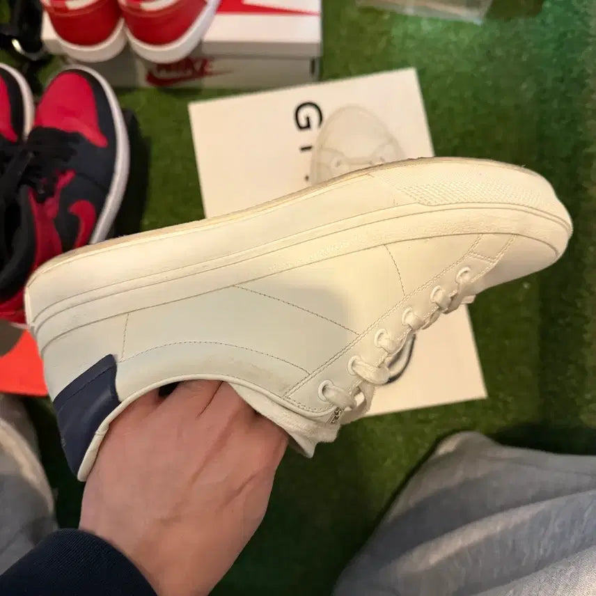 [BUNJANG] Givenchy City Sport Sneakers / 지방시 시티스포츠 스니커즈