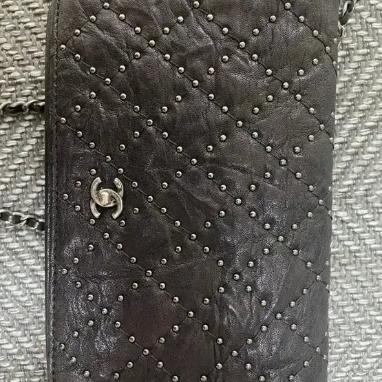 [BUNJANG] Chanel WOC Black Studded Chain Shoulder Bag / 샤넬 woc 블랙 스터드 체인 숄더백