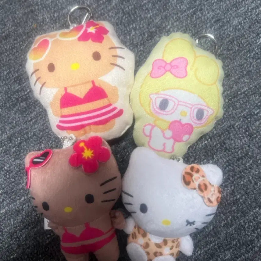 [BUNJANG] Hello Kitty Gyauru Kitty Tanning Kitty Cushion Keyring / 헬로키티 갸루키티 테닝키티 쿠션키링 가챠 인형 누이 키링