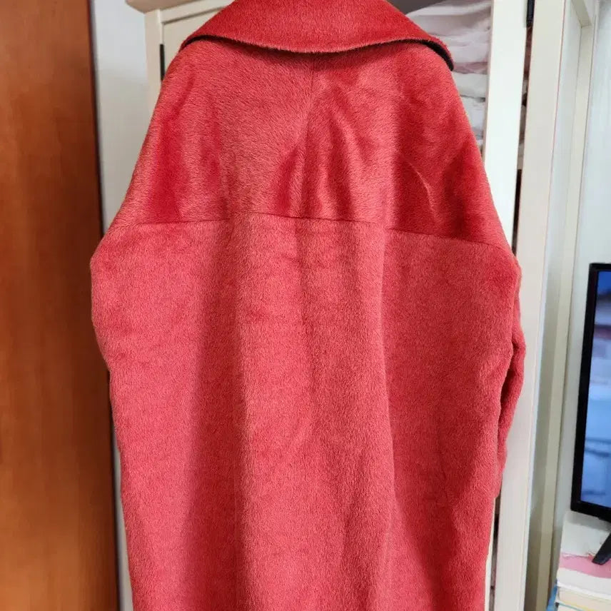 [BUNJANG] Could you please confirm the Group Name and Member Name? The input isn’t clear on the group/member details. / 타임 여성   라마 코트