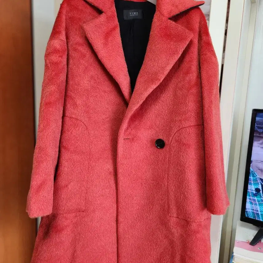 [BUNJANG] Could you please confirm the Group Name and Member Name? The input isn’t clear on the group/member details. / 타임 여성   라마 코트