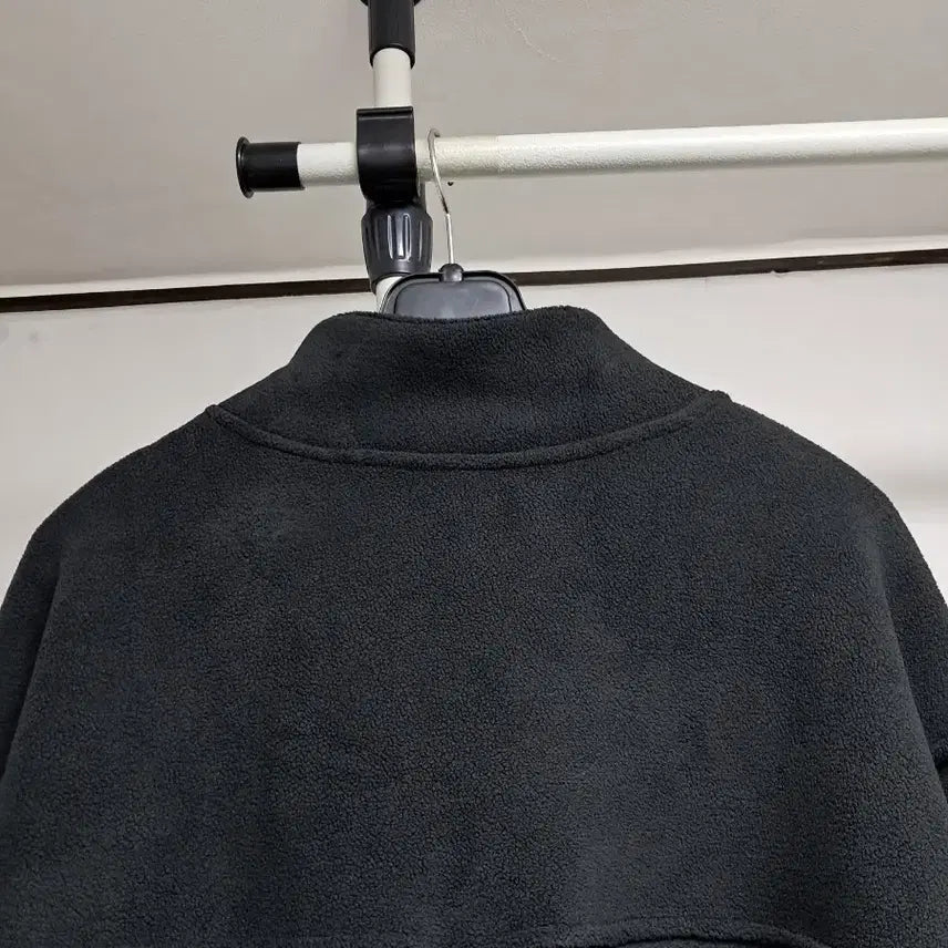 [BUNJANG] Black Fleece Half Neck Pullover / 블랙 플리스 하프넥 풀오버 박스핏