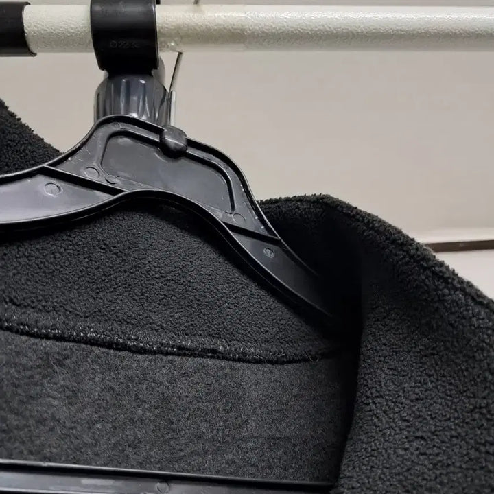 [BUNJANG] Black Fleece Half Neck Pullover / 블랙 플리스 하프넥 풀오버 박스핏