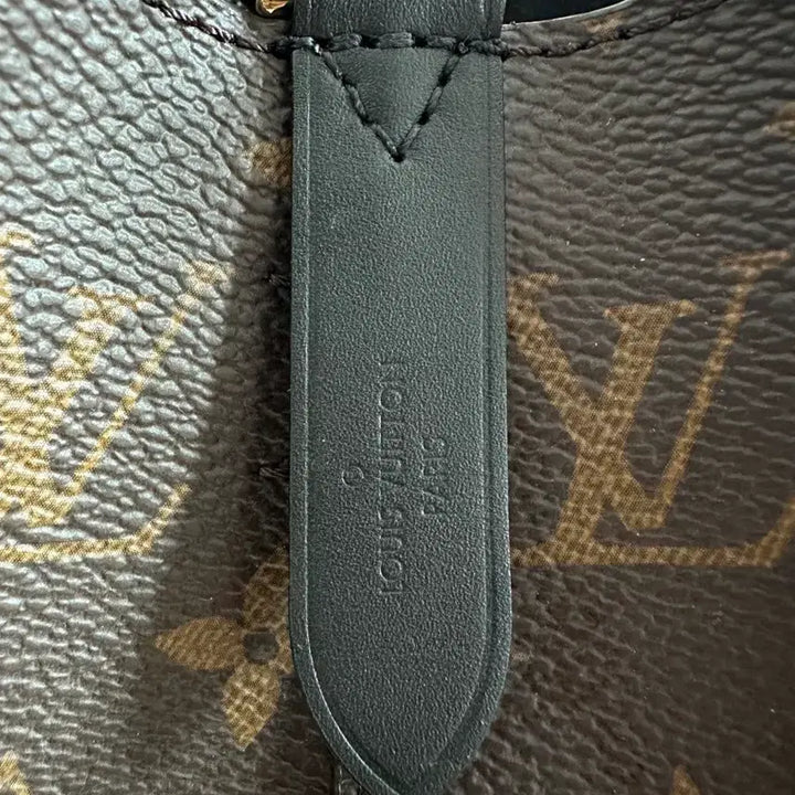 [SOLD OUT] 루이비통 네오노에 MM 블랙
