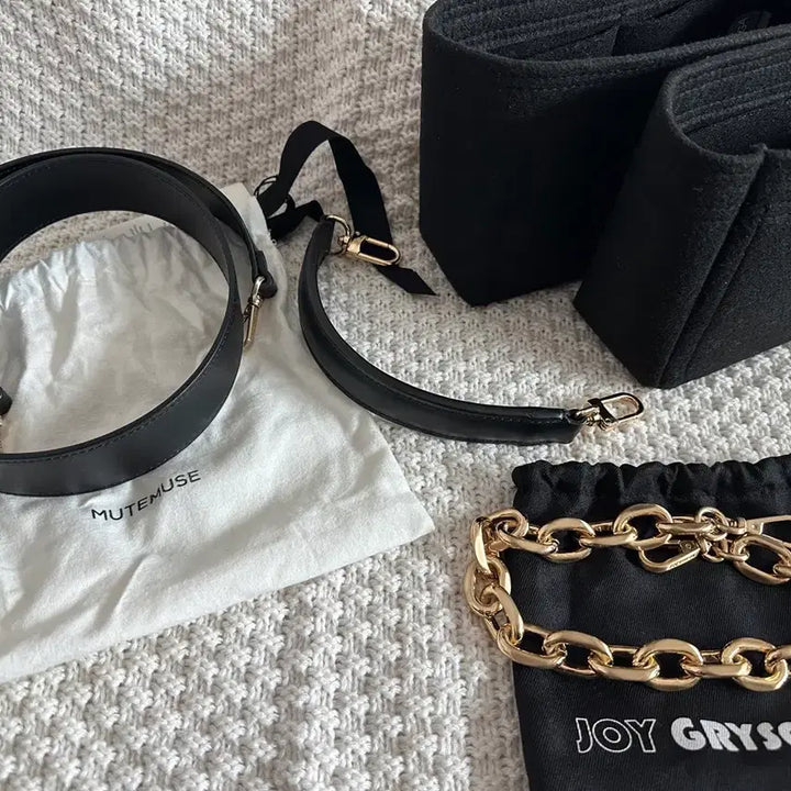 [SOLD OUT] 루이비통 네오노에 MM 블랙