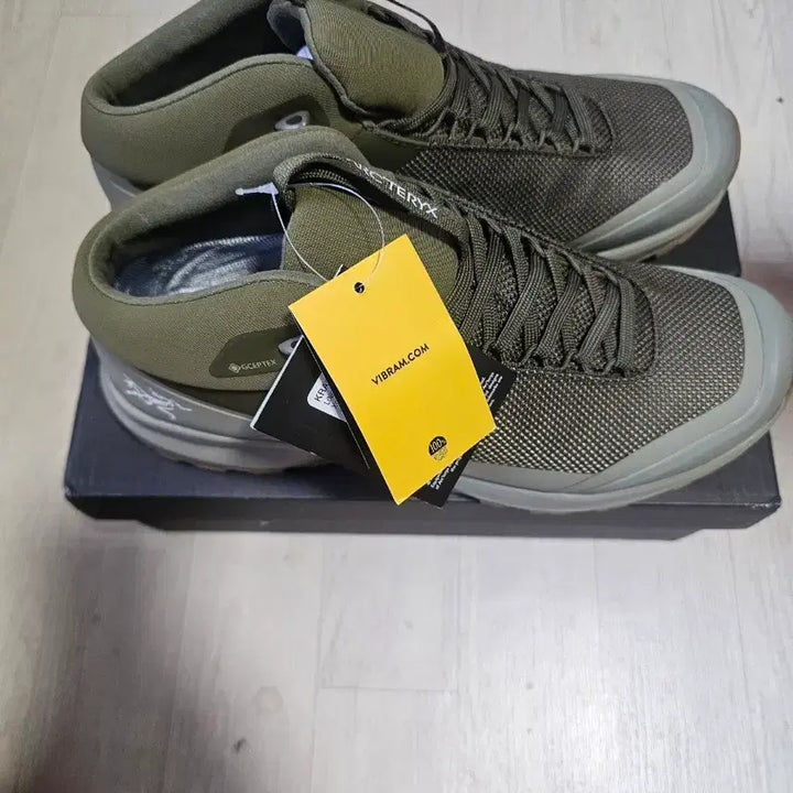 [BUNJANG] Arc'teryx Aerios Mid GTX / 아크테릭스 에어리어스 미드 GTX (Arc'teryx Aerios Mid