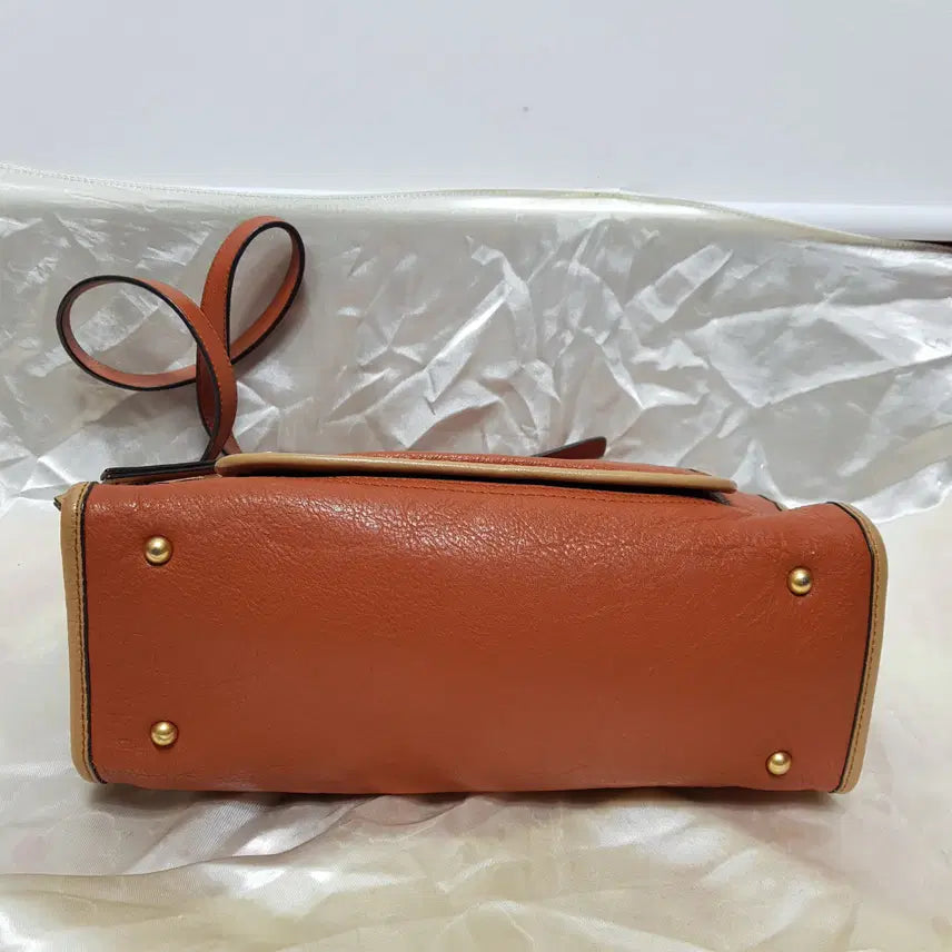 [BUNJANG] Leather Two-Way Shoulder Bag / 빈폴/레더투웨이숄더백/가로32세로22/소가죽/파라오쇼핑