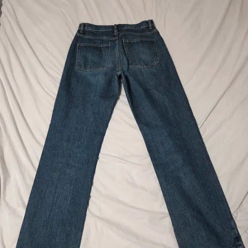 [BUNJANG] U Regular Fit Straight High-Rise Jeans (Size 27) / U 레귤러피트 스트레이트 하이라이즈진 27사이즈