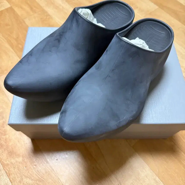 [BUNJANG] Balenciaga Techno Clogs One-Out / [41] 발렌시아가 테크노 클로그 무광 원아웃