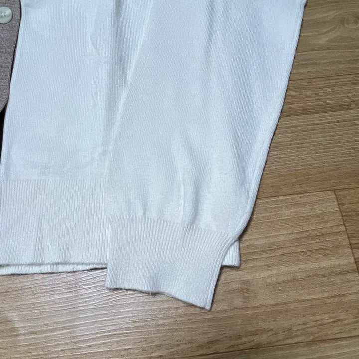 [BUNJANG] Kara Spao Knit Cardigan / 스파오 카라 니트 가디건