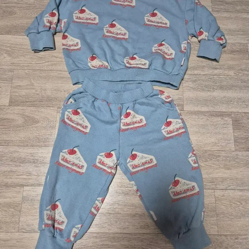 [BUNJANG] Avec Toi S 100 Top and Bottom Set / 아베끄뚜아 / 상하복 S;100