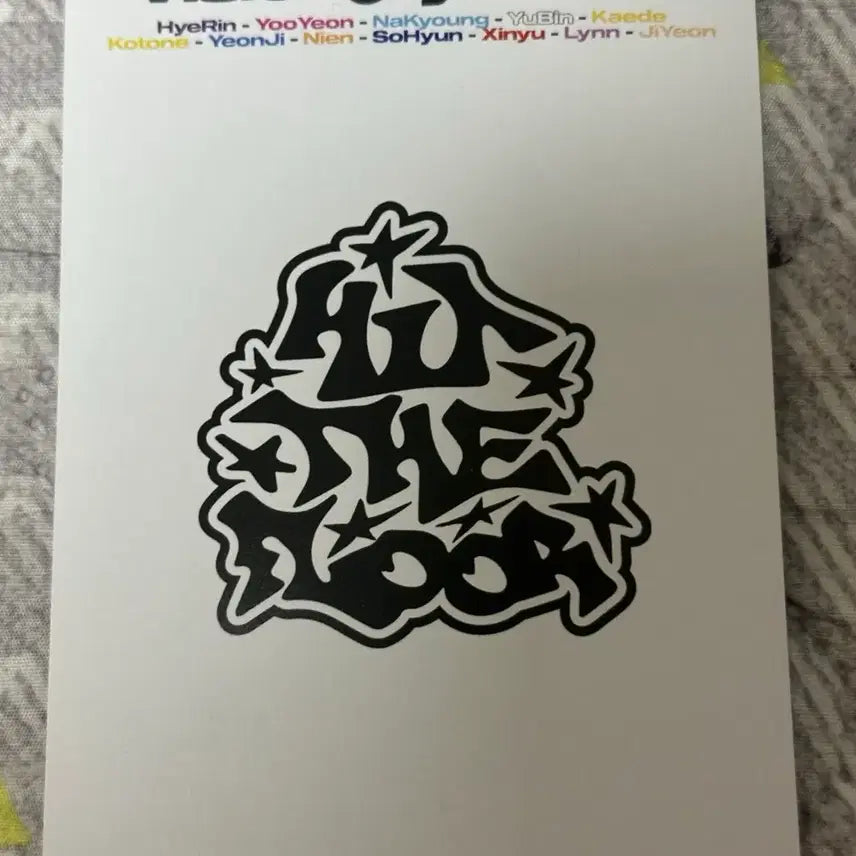 트리플에스 VV 쇼케이스 혜린 싸인 옆서 양도