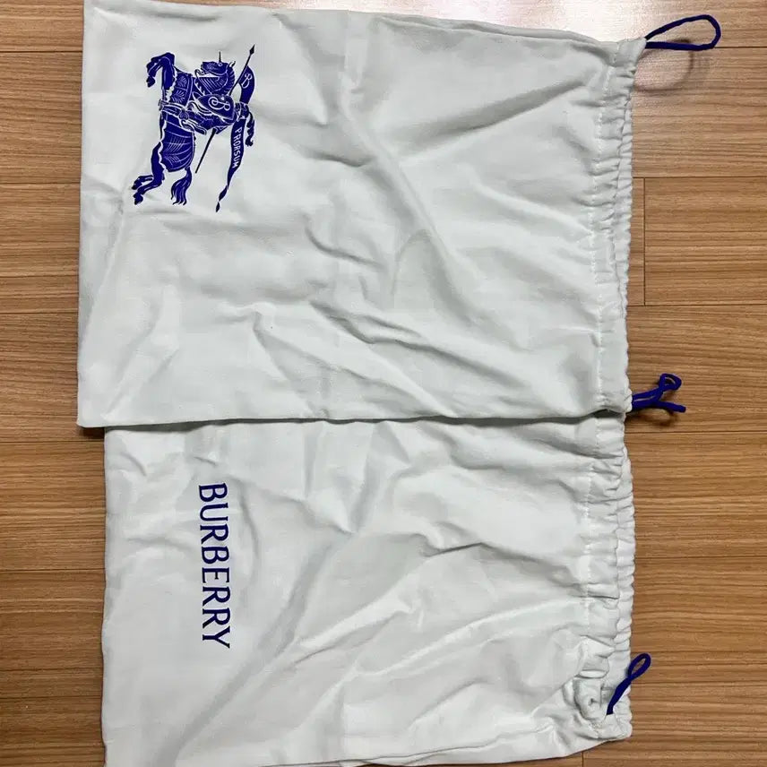 [BUNJANG] Burberry Box + Dust Bag Set / 버버리 박스 + 더스트백 세트