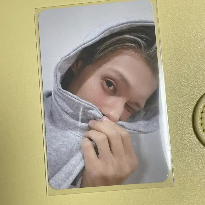 에이티즈 우영 특전 포카