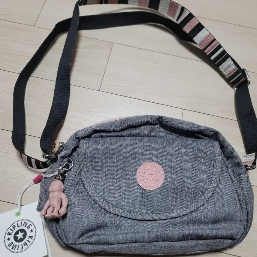 [BUNJANG] Kipling Crossbody Bag (New) / 키플링 크로스백 새상품급
