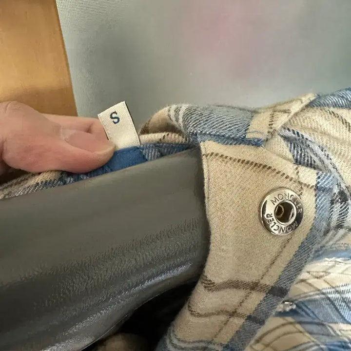 [BUNJANG] Moncler Oversized Checked Shirt S / 몽클레어 오버사이즈 체크 셔츠 S