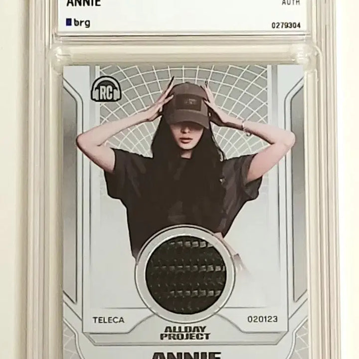 올데이프로젝트 애니 실착 모자 렐릭 35한정 테레카