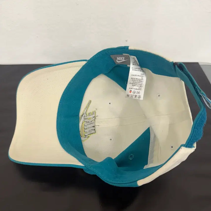 [BUNJANG] 00s Nike Color Block Baseball Cap / 00S 나이키 배색 볼캡