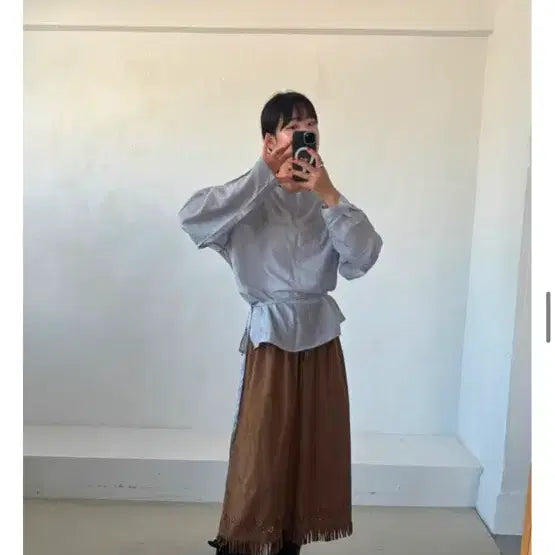 [BUNJANG] Suede Tassel Punching Skirt Brown / 아가베 스웨이드 수술 펀칭 스커트 브라운