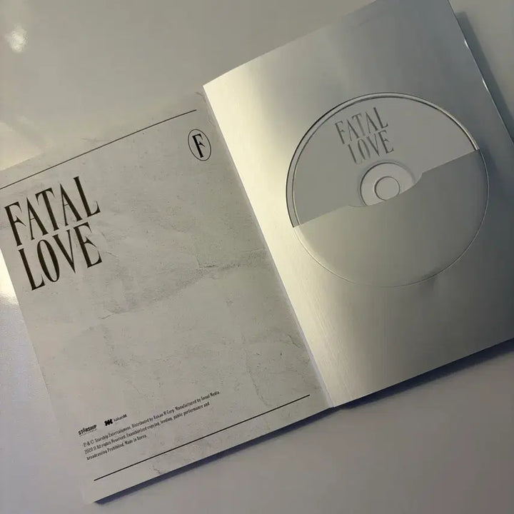 몬스타엑스 Fatal Love 앨범 CD