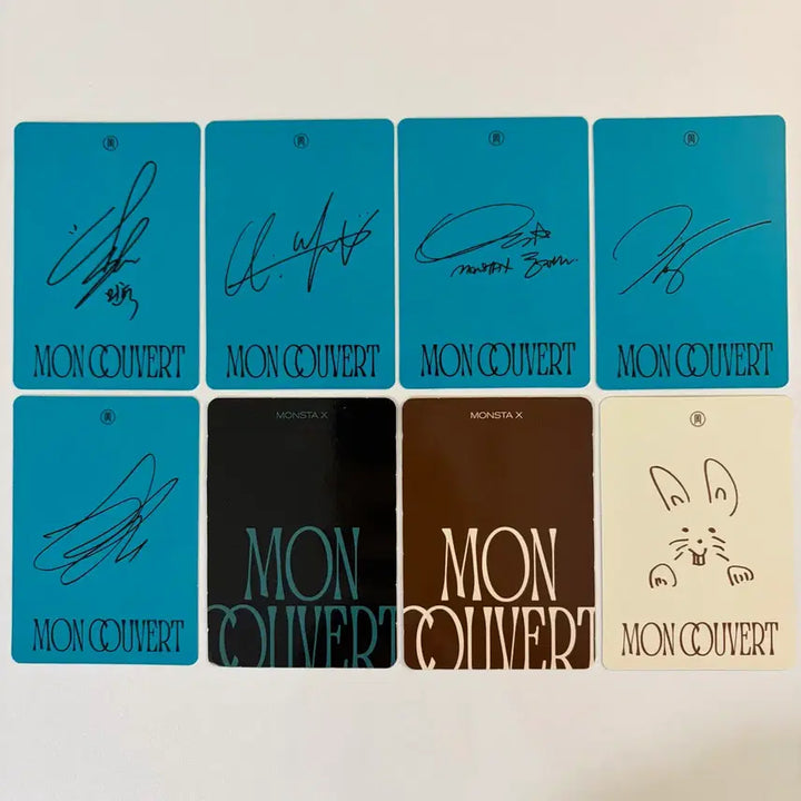 몬스타엑스 포토카드 8장 (탑홀더 제공)