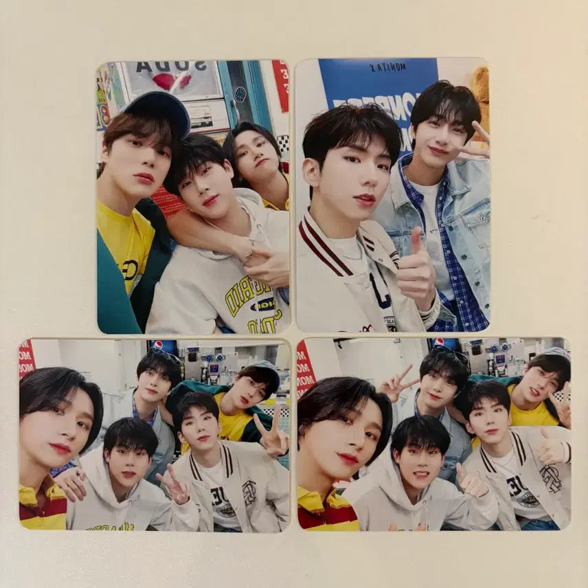 몬스타엑스 포토카드 4장 (탑홀더 제공)