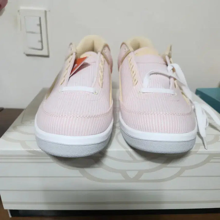 [BUNJANG] Nike Air Jordan 2 Low Pink 280 Size Sneakers / 나이키 에어 조던 2 로우 핑크 280사이즈