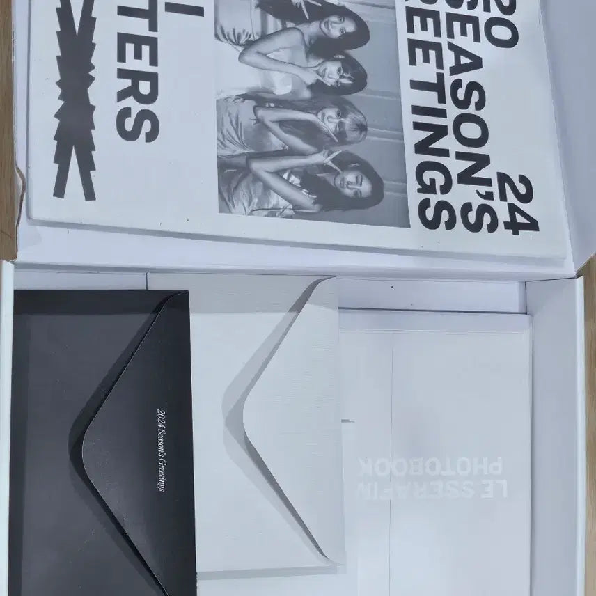 르세라핌 시즌그리팅 2024