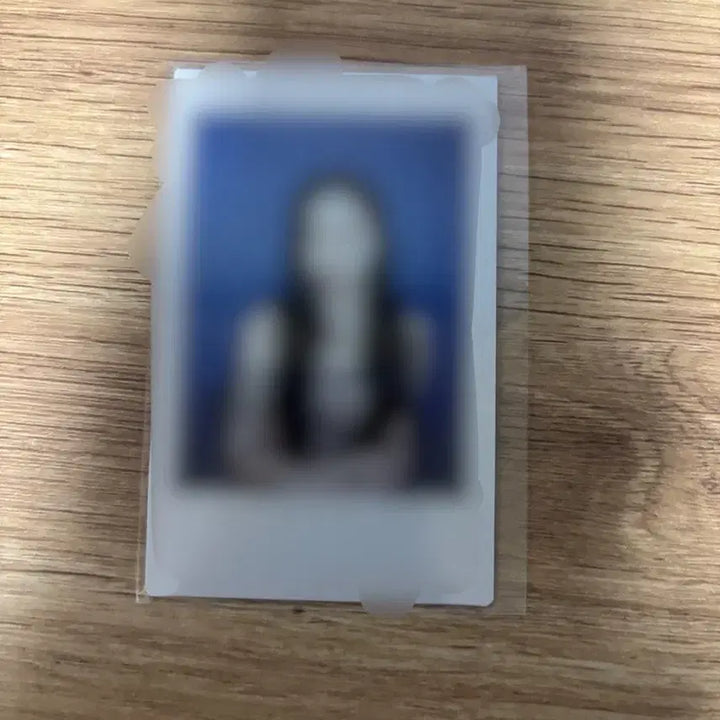 ITZY 류진 싸인 폴라로이드