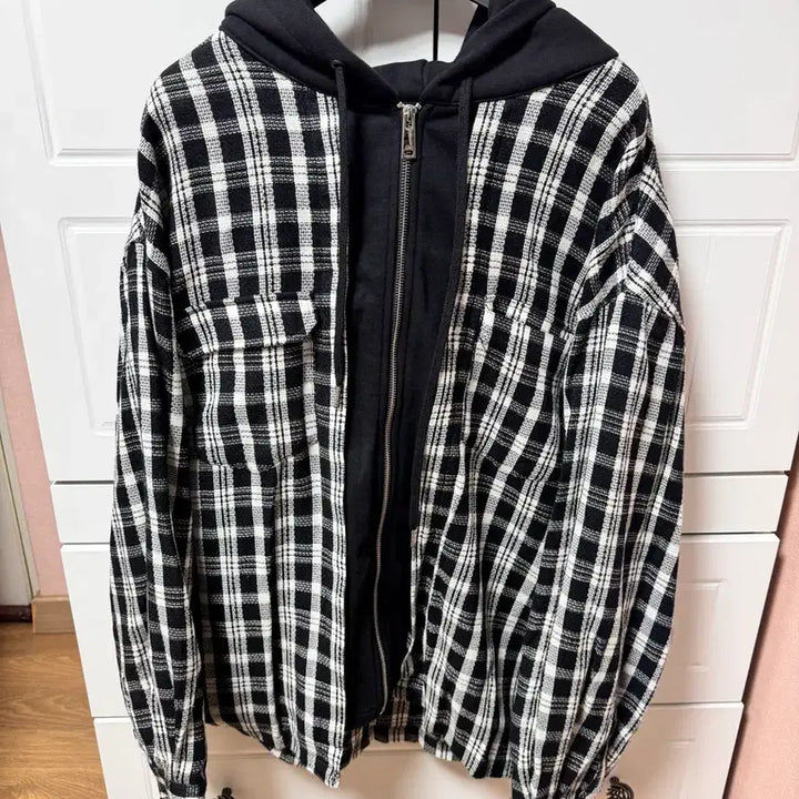 [BUNJANG] Oh My Girl Checkered Hoodie / 오와이 체크 후드집업