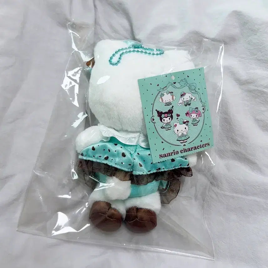 [BUNJANG] Sanrio Mint Choco Hello Kitty Mascot / 산리오 민트초코 헬로키티 마스코트