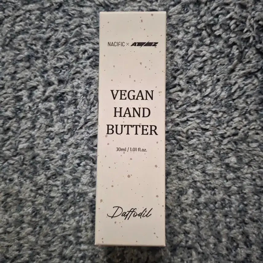 에이티즈 윤호 네시픽 핸드크림