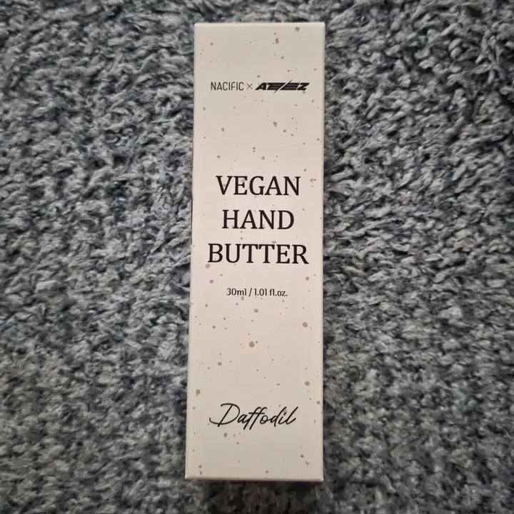 에이티즈 윤호 네시픽 핸드크림