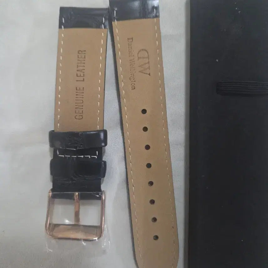 [BUNJANG] Daniel Wellington Dapper 38mm Watch Band / 단종된 다니엘웰링턴 대퍼 38mm용 시계줄(19mm)
