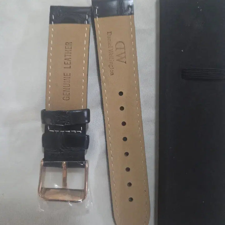 [BUNJANG] Daniel Wellington Dapper 38mm Watch Band / 단종된 다니엘웰링턴 대퍼 38mm용 시계줄(19mm)