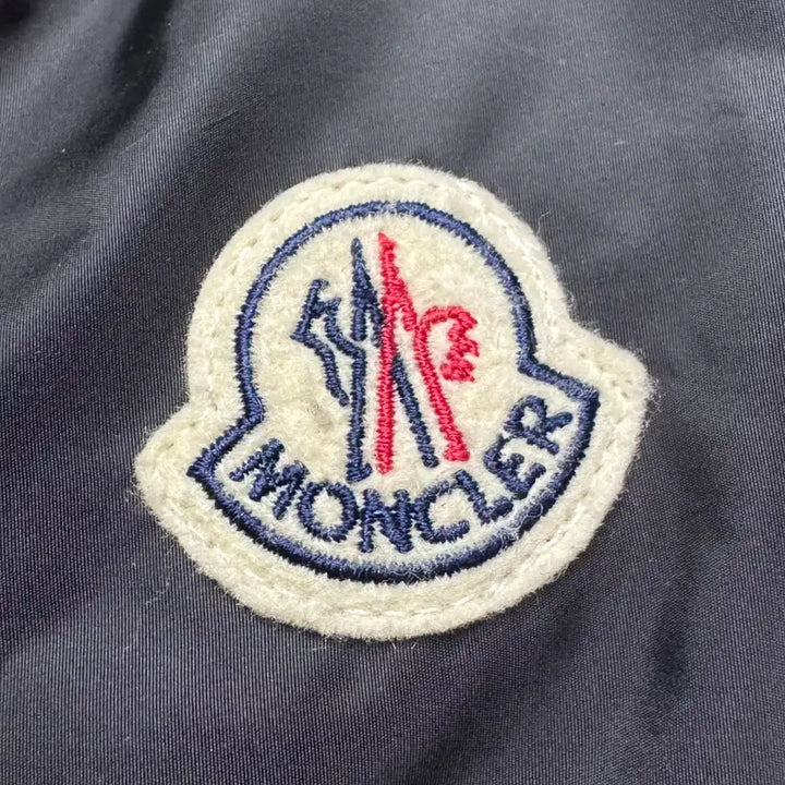 [BUNJANG] Moncler Windbreaker / [백화점판]몽클레어 바람막이