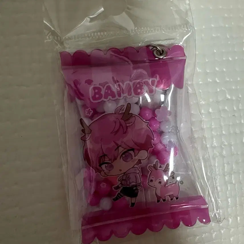 플레이브 여섯번째여름 육여름 후드 포카 밤비 애니플러스 구슬키링 일괄