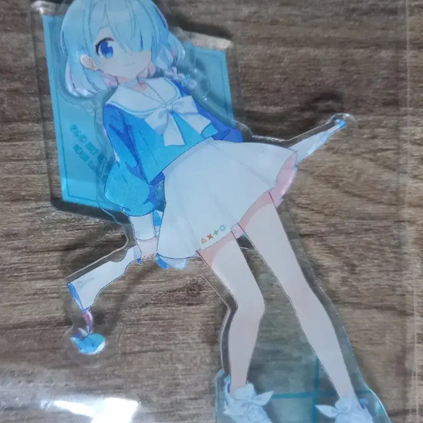 [BUNJANG] Arona Acrylic Stand / 마지막 할인)한정 특전 공식 아로나 아크릴 스탠드 팝니다.