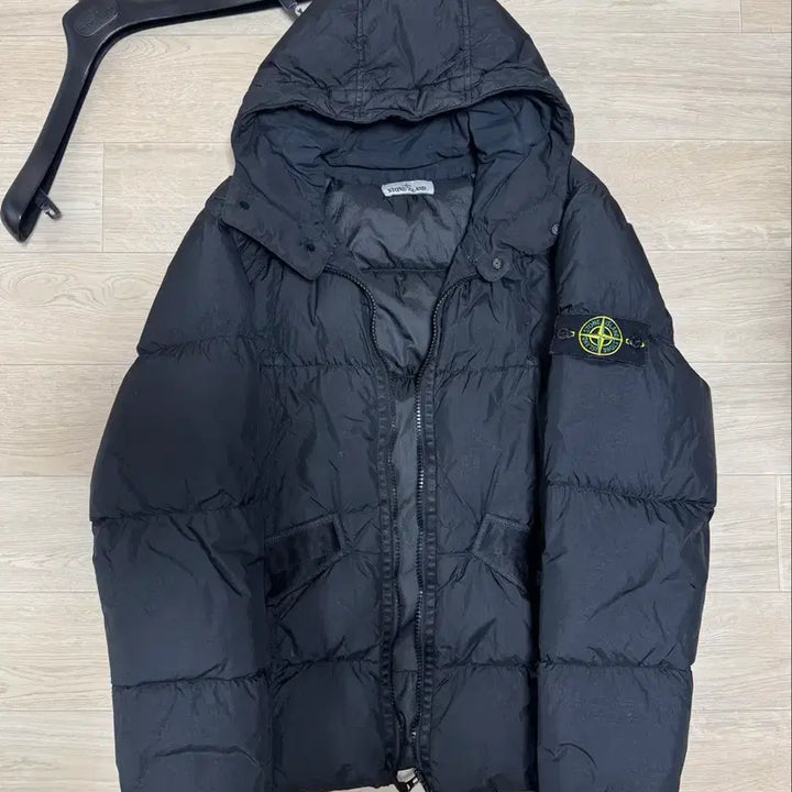 [BUNJANG] Stone Island Crinkle Reps Padded Jacket L / 스톤아일랜드 크링클랩스 패딩 L