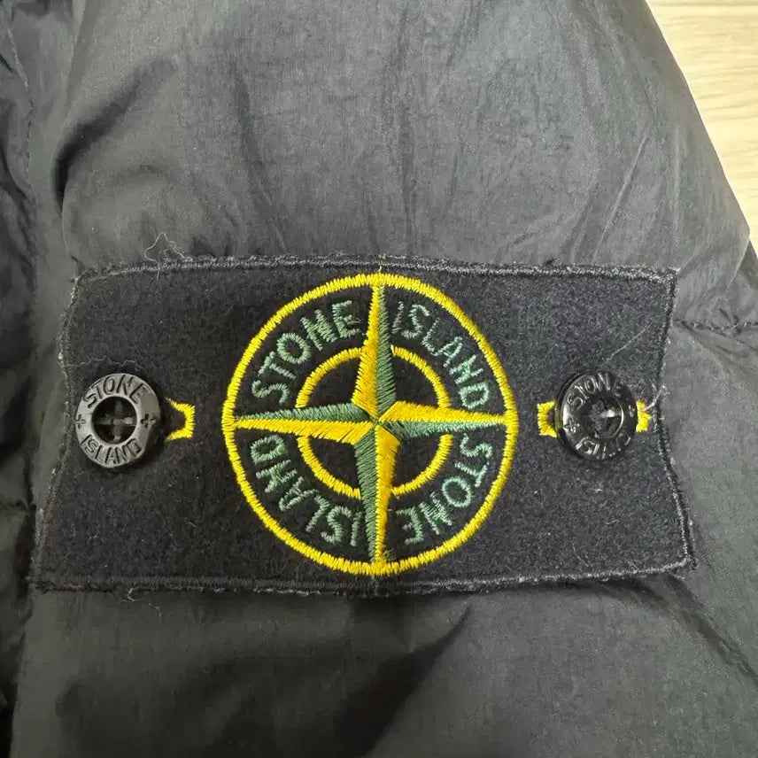 [BUNJANG] Stone Island Crinkle Reps Padded Jacket L / 스톤아일랜드 크링클랩스 패딩 L