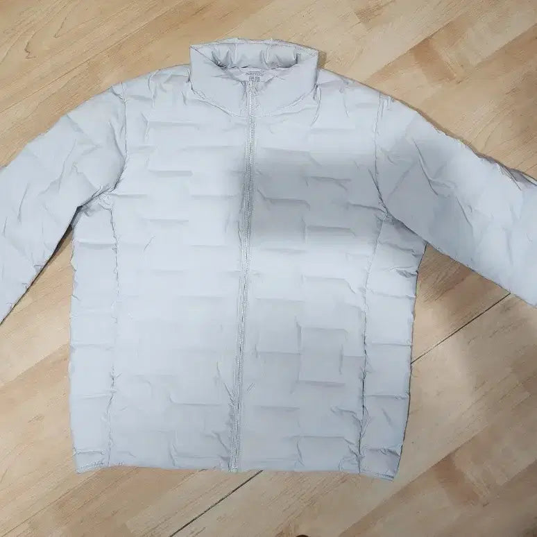 [BUNJANG] Uniqlo PUFFTECH Jacket / 새상품 유니클로  PUFFTECH 재킷