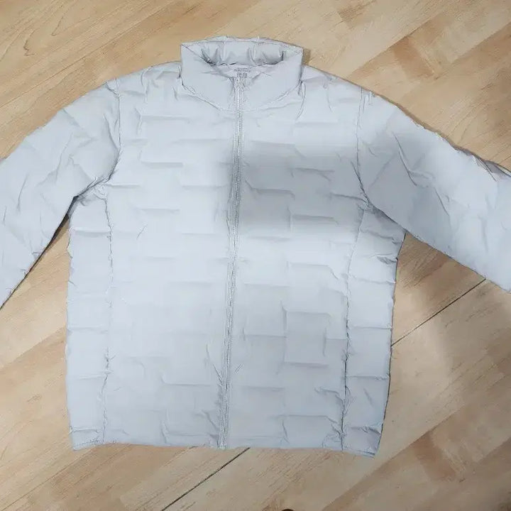 [BUNJANG] Uniqlo PUFFTECH Jacket / 새상품 유니클로  PUFFTECH 재킷