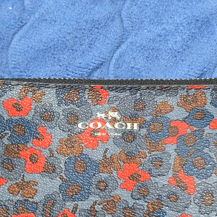 [BUNJANG] Coach Flower Pattern Pouch Wallet / 코치 플라워 패턴 파우치 지갑