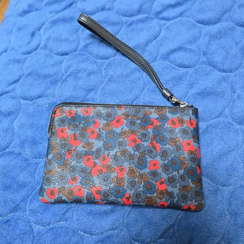 [BUNJANG] Coach Flower Pattern Pouch Wallet / 코치 플라워 패턴 파우치 지갑