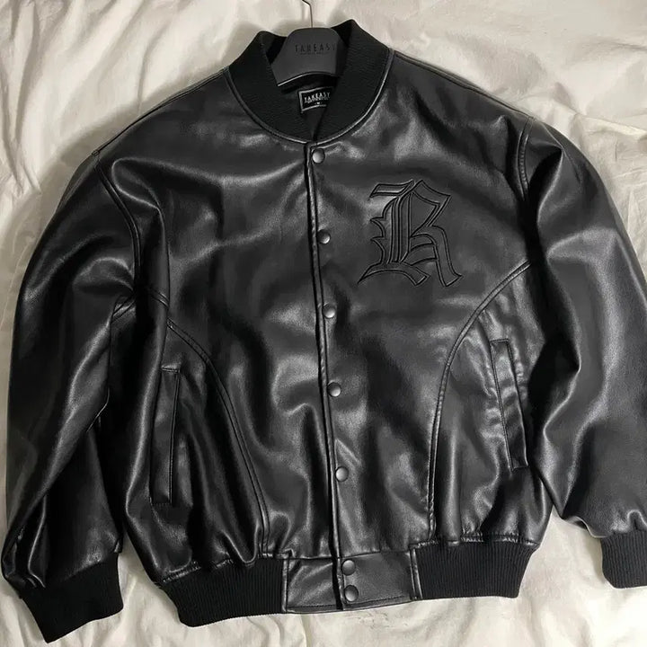 [BUNJANG] Take It Easy Buffed Leather Varsity Jacket All Black / 테이크이지 버핑레더 바시티 자켓 올블랙