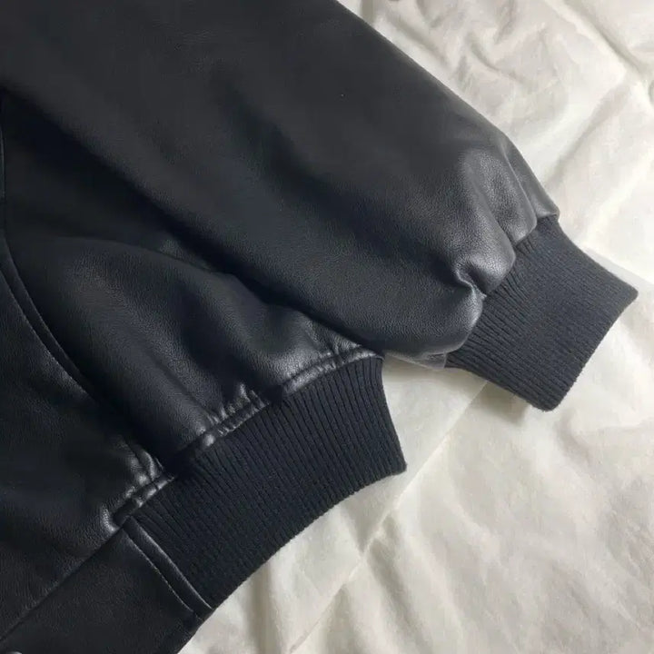 [BUNJANG] Take It Easy Buffed Leather Varsity Jacket All Black / 테이크이지 버핑레더 바시티 자켓 올블랙