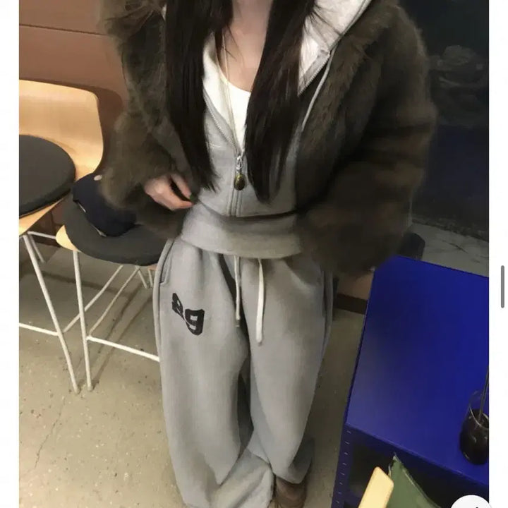 [BUNJANG] Pinter Mood Faux Fur Jacket / 핀터 무드 퍼자켓(가격내림)