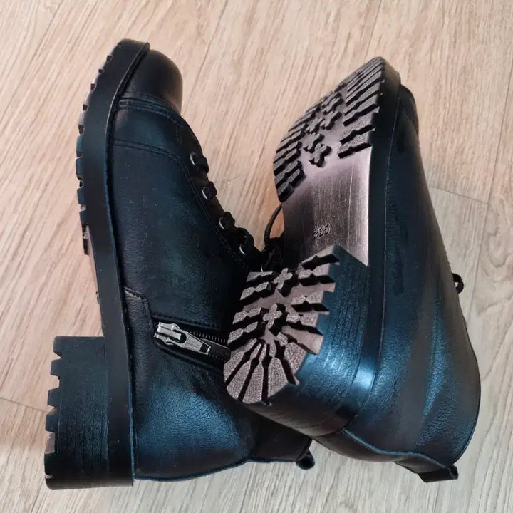 [BUNJANG] 235 Boots / 235  숏부츠