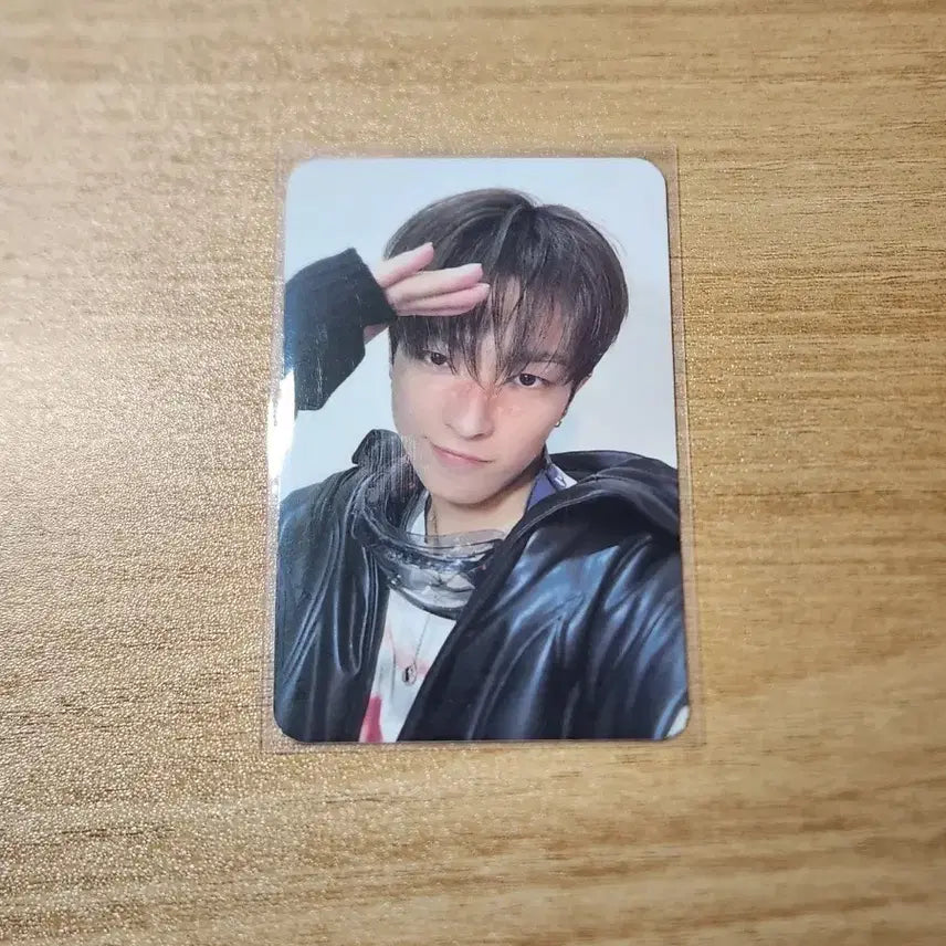 ATEEZ 에이티즈 애니티즈 5만원 특전 홍중 포카