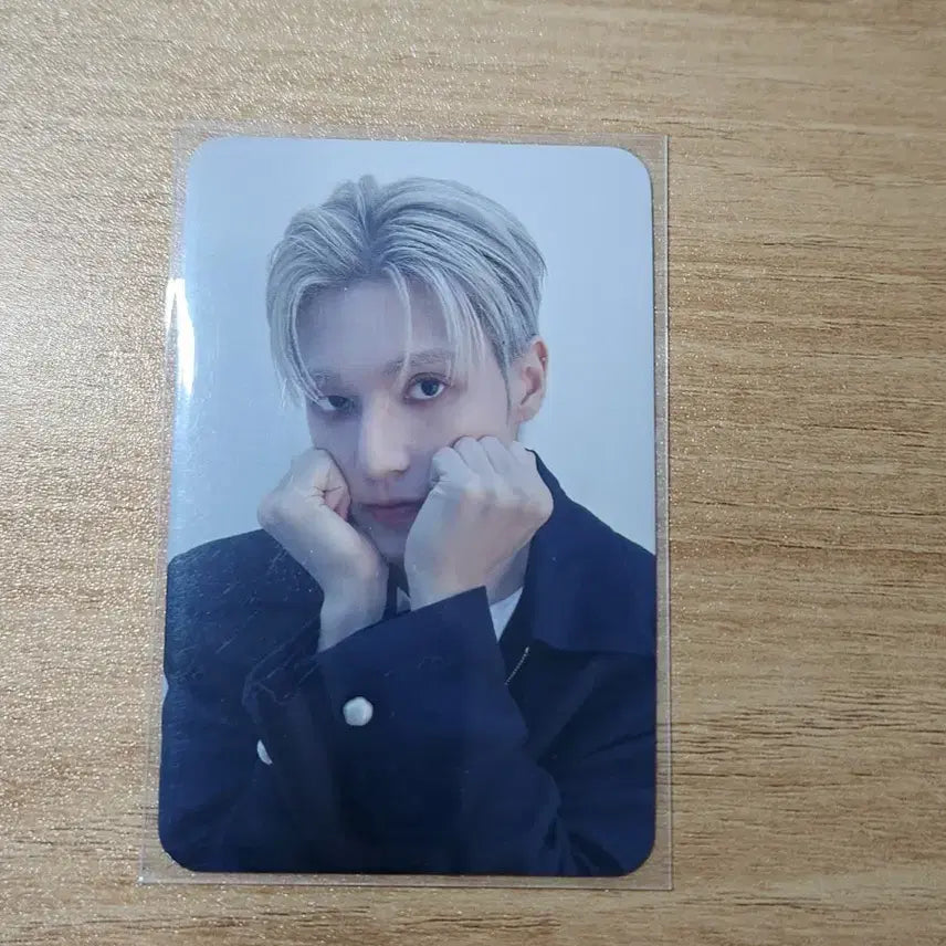 ATEEZ 에이티즈 우영 쓰담쓰담 양면포카 디마뮤 디어마이뮤즈 럭드